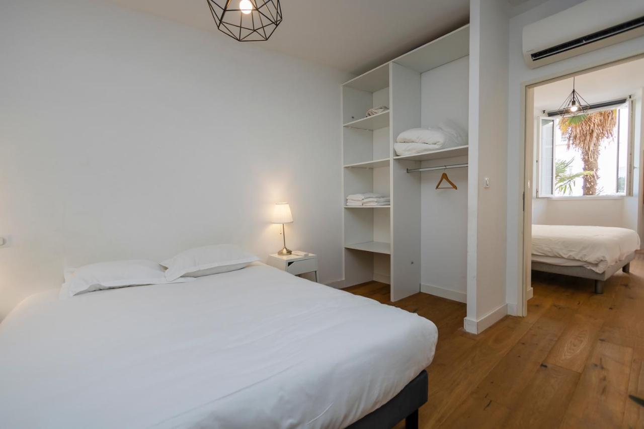 Les Suites R Bonaparte - Appartements De Standing Au Coeur De La Vieille Ville Pietonne Аячо Екстериор снимка