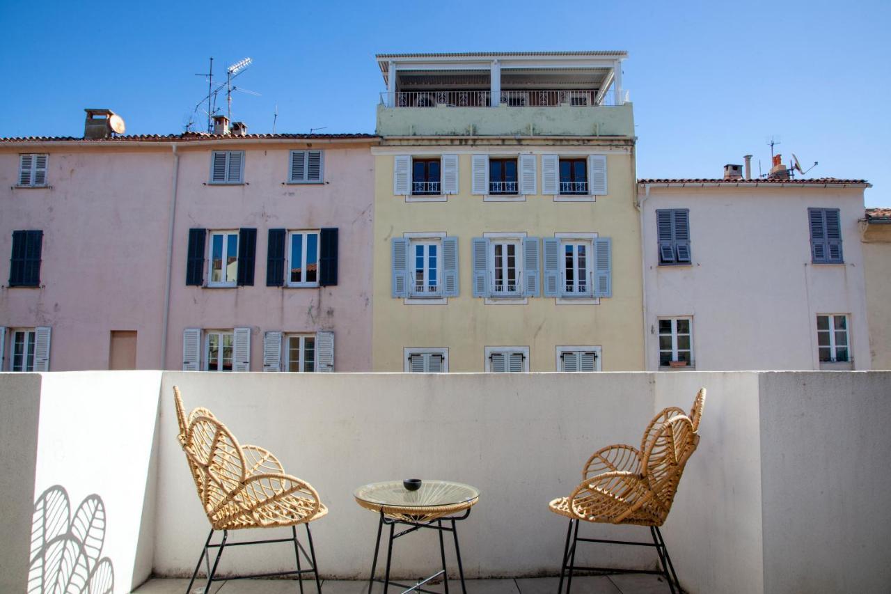 Les Suites R Bonaparte - Appartements De Standing Au Coeur De La Vieille Ville Pietonne Аячо Екстериор снимка
