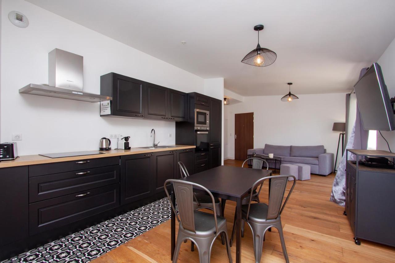 Les Suites R Bonaparte - Appartements De Standing Au Coeur De La Vieille Ville Pietonne Аячо Екстериор снимка