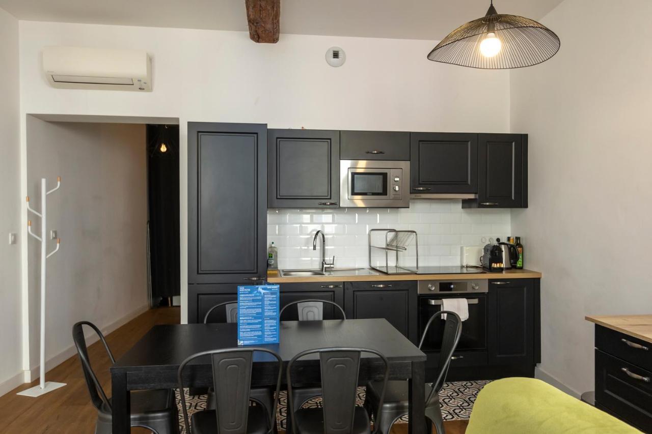Les Suites R Bonaparte - Appartements De Standing Au Coeur De La Vieille Ville Pietonne Аячо Екстериор снимка