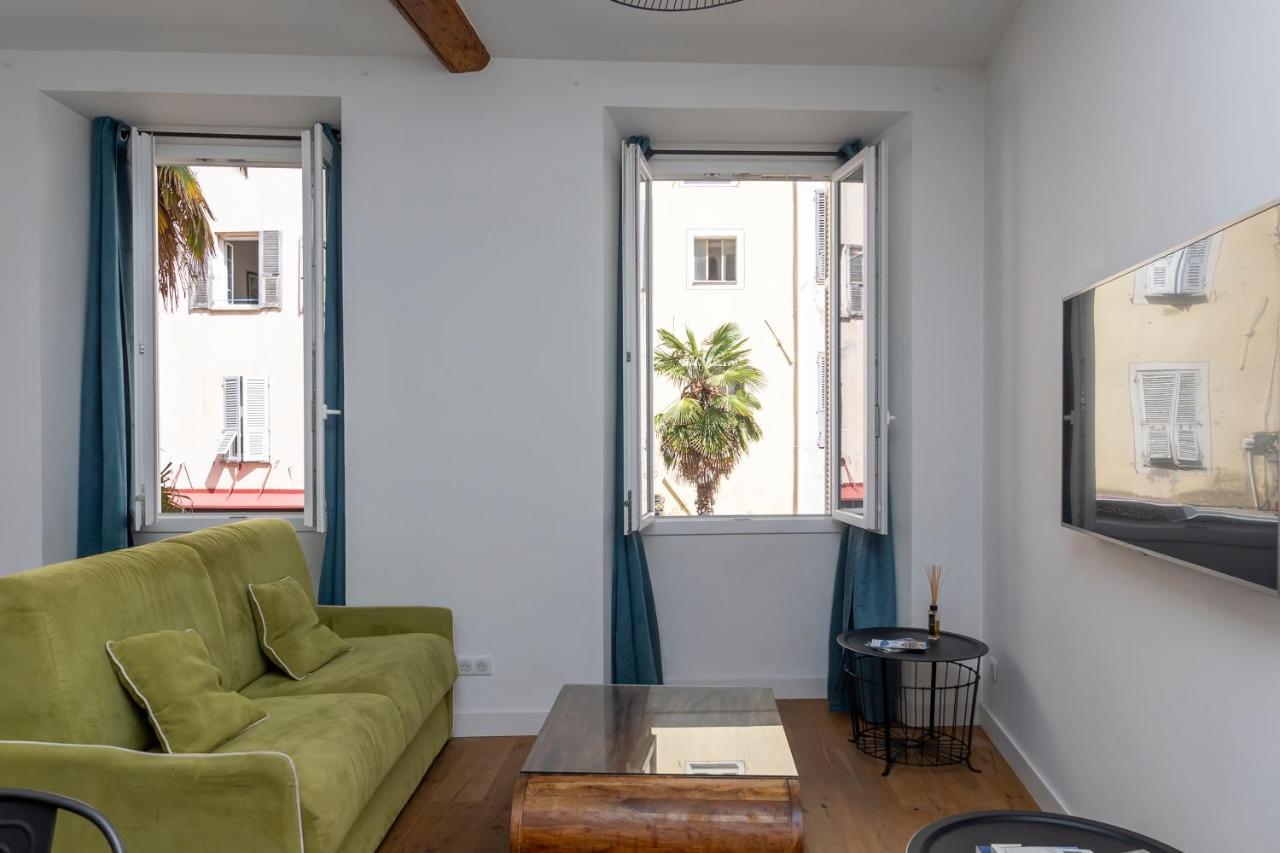 Les Suites R Bonaparte - Appartements De Standing Au Coeur De La Vieille Ville Pietonne Аячо Екстериор снимка